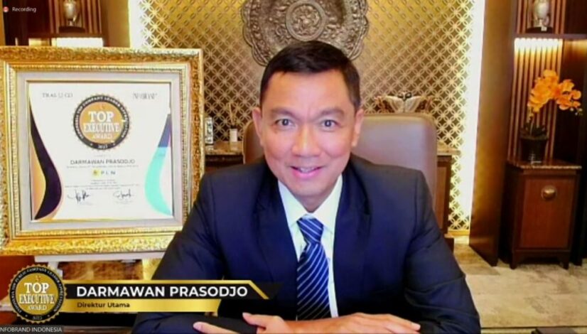 Kinerja Perusahaan Makin Baik, Dirut PLN Darmawan Prasodjo Raih Penghargaan Excellent Leader of the Year