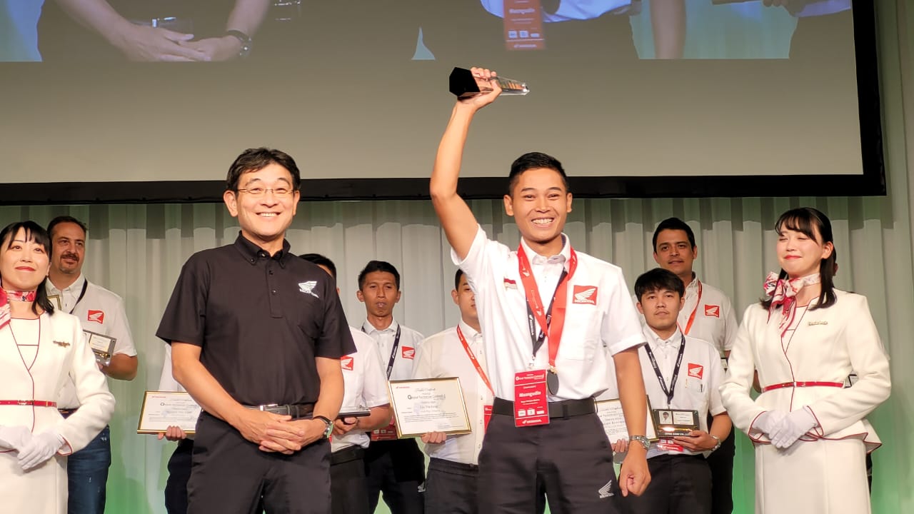 Teknisi Sepeda Motor Honda Indonesia Sabet Gelar Teknisi Terbaik Dunia