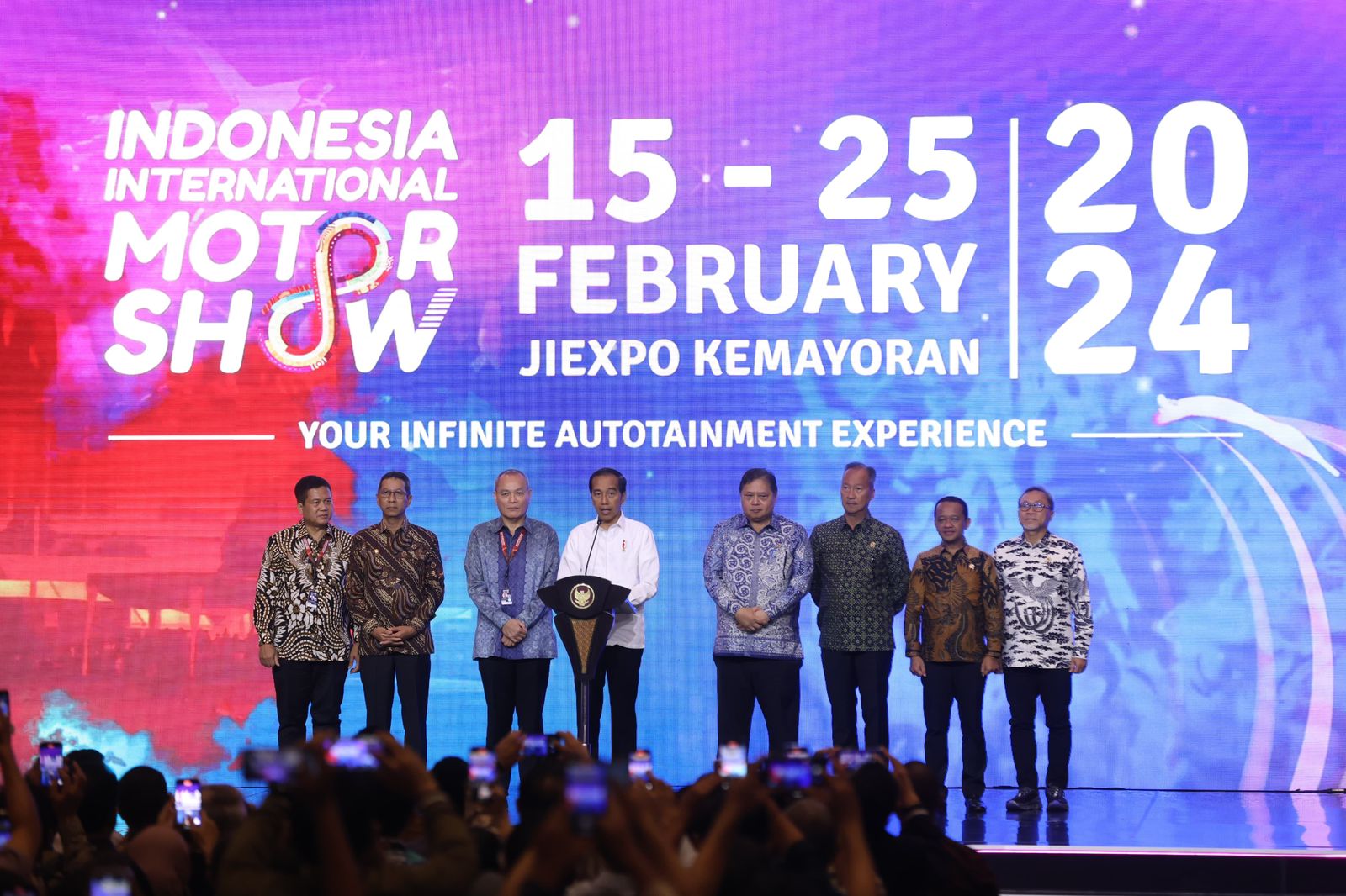 IIMS 2024 Dibuka Presiden, PLN Dorong Transportasi Berbasis Listrik dan Hidrogen Sebagai Gaya Hidup Digital di Masa Depan