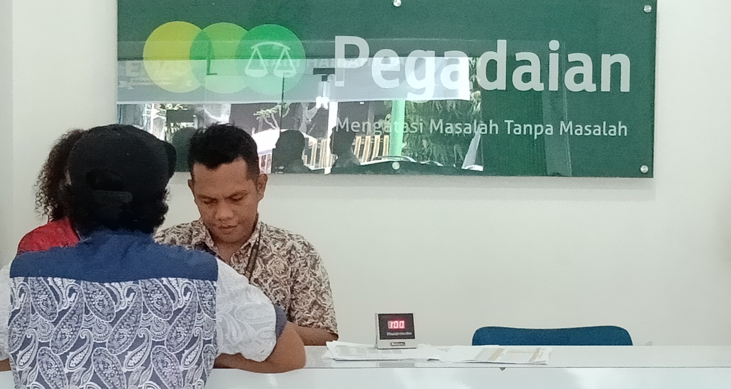 Pegadaian Area Jayapura Hadirkan Program Gadai Peduli Bebas Bunga