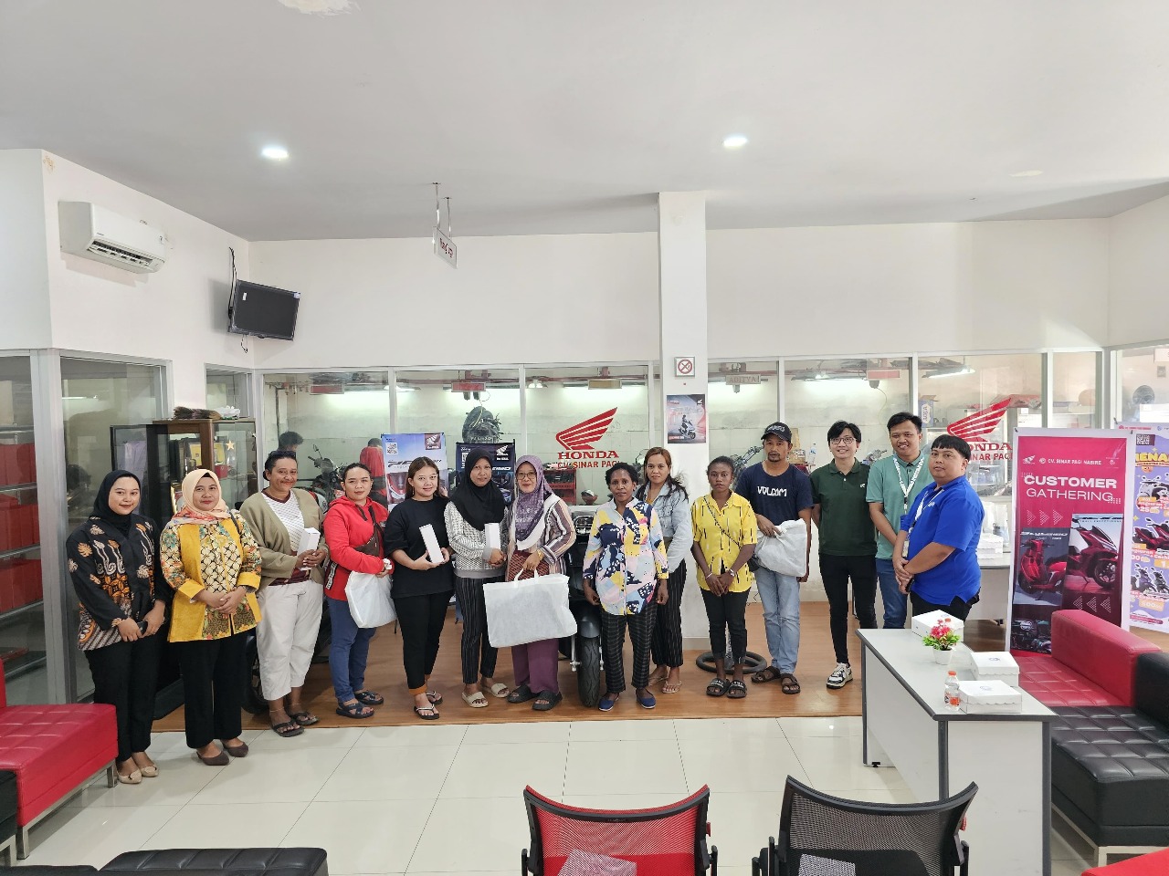 Gelar Customer Gathering di Nabire, Kenalkan Produk AT-High Honda kepada Konsumen