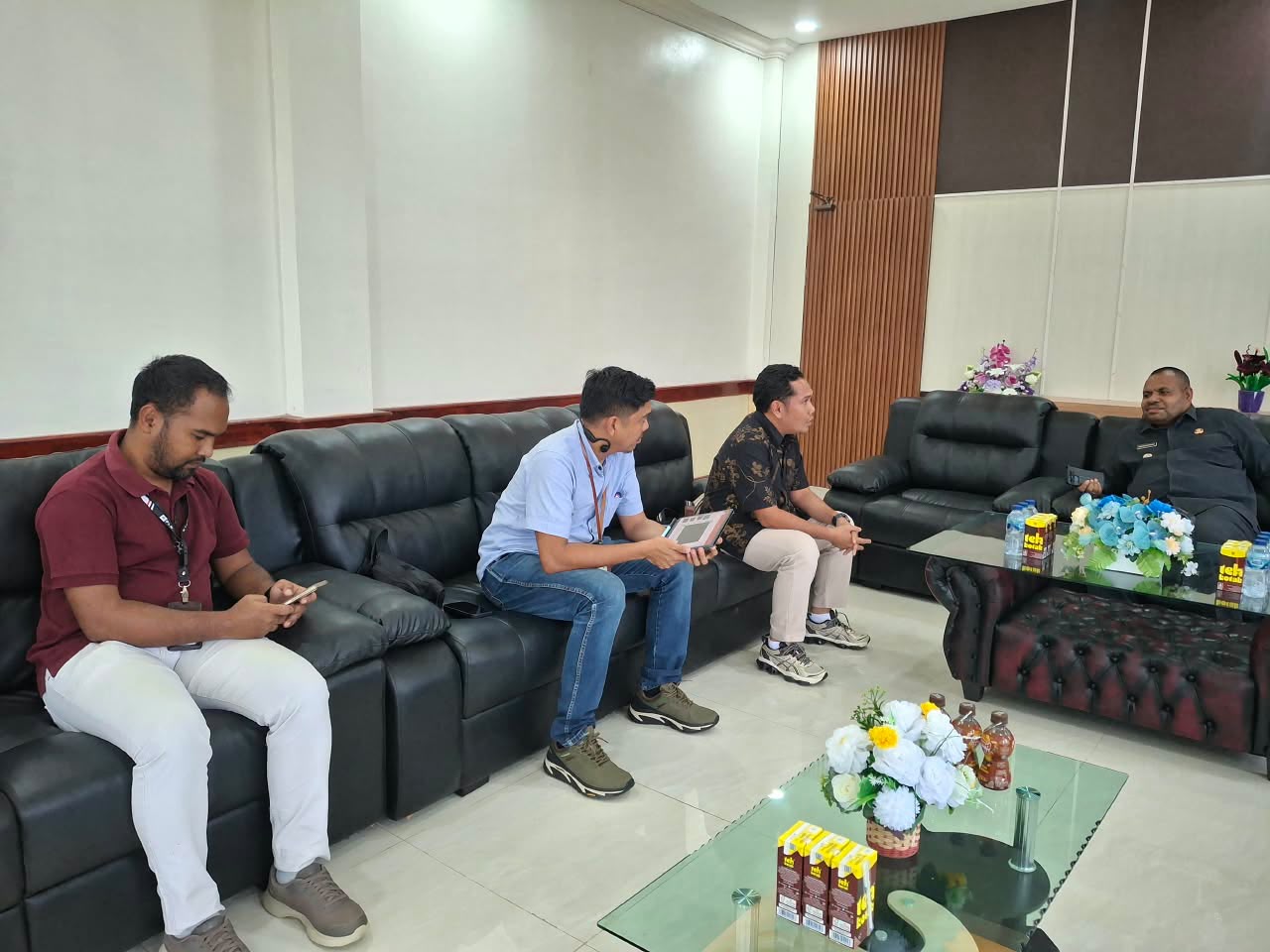 Dukungan Bupati Jadi Kunci, PLN Pacu Percepatan Pembangunan PLTM Wabudori di Supiori