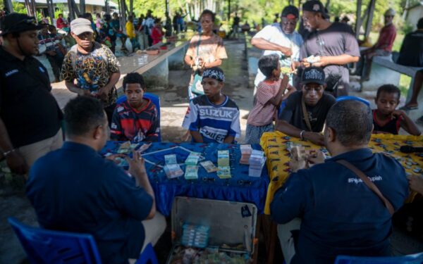 BI Papua Gelar 25 Kas Keliling di 3T, Jangkau 16 Kabupaten di 4 Provinsi