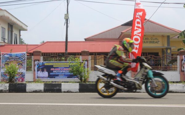 Honda Dukung Sukseskan Event Roadrace Bupati Supiori Cup 